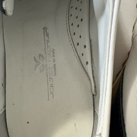 Walter Genuin Woman’s Blue and White Leather Golf Shoes w Gold Zip Closure. 7 - Picture 7 of 13